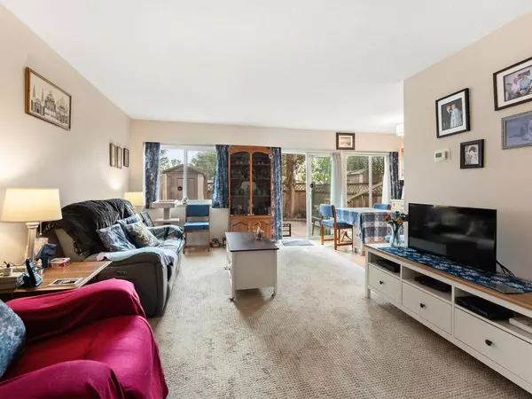 Surrey, BC V3R 4H8,10595 153 ST #5