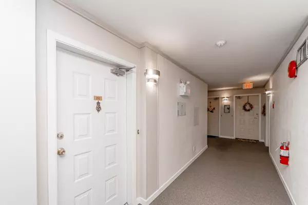 Abbotsford, BC V2T 2H2,32040 Tims AVE #210