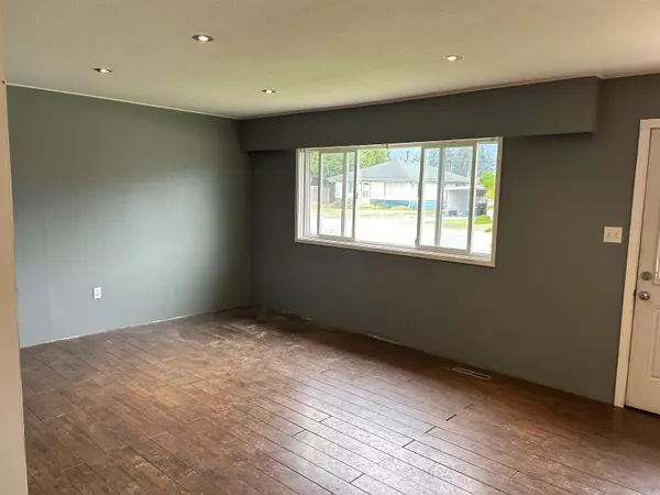 Hope, BC V0X 1L0,567 Thacker AVE