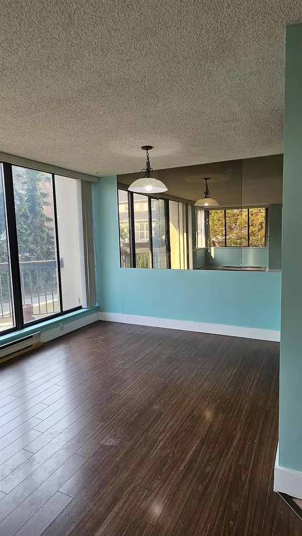 Burnaby, BC V5H 4G3,6540 Burlington AVE #203