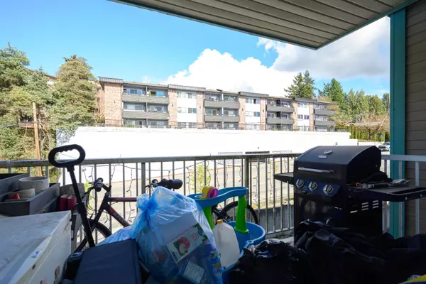 Abbotsford, BC V2S 2J9,33960 Old Yale RD #312