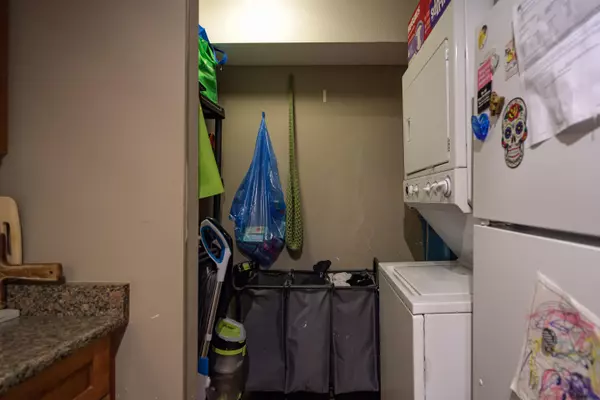 Abbotsford, BC V2S 2J9,33960 Old Yale RD #312