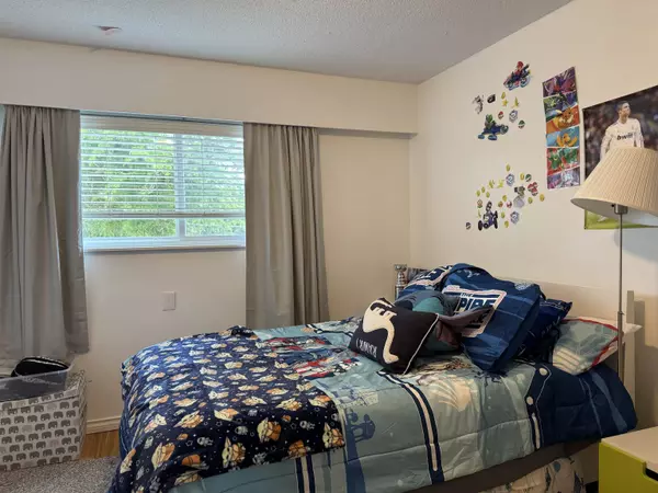 Delta, BC V4M 3E8,1345 53a ST