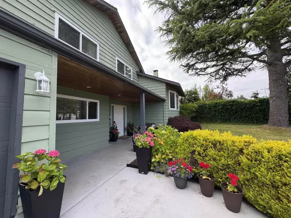 Delta, BC V4M 3E8,1345 53a ST