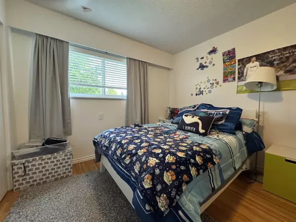 Delta, BC V4M 3E8,1345 53a ST