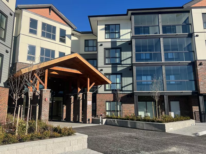 8497 Young RD #327, Chilliwack, BC V2P 4P2