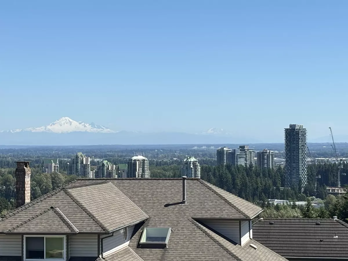 Coquitlam, BC V3B 7E7,2655 Delahaye DR