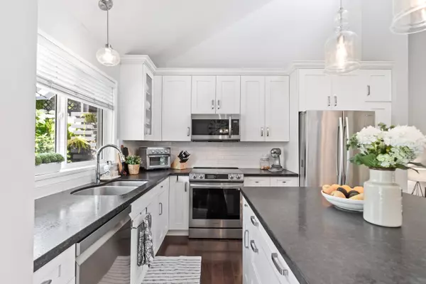472 Riverview CRES, Coquitlam, BC V3C 4X9