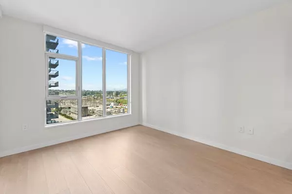 Burnaby, BC V5C 0N9,4168 Lougheed HWY #1004