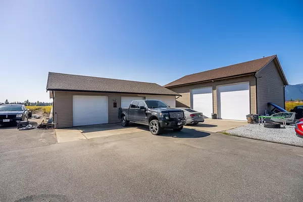 13795 Hale RD Pitt Meadows, BC V3Y 1Z1