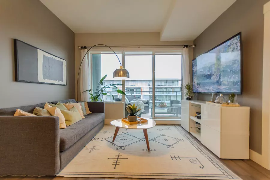 10788 No. 5 RD #803, Richmond, BC V6W 0B7