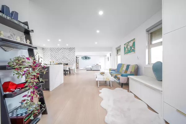 Delta, BC V4M 1Y4,5186 10a AVE