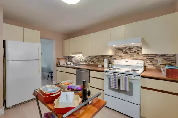 Richmond, BC V7E 3T1,11771 Kingfisher DR #27