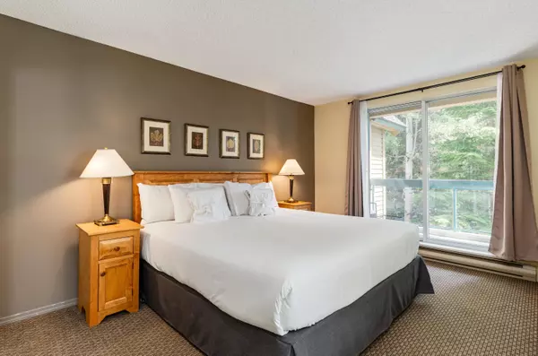 4865 Painted Cliff RD #208 Whistler, BC V8E 1C8
