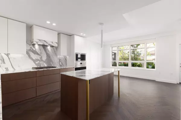 Vancouver, BC V6R 0G4,3668 W 10th AVE #101