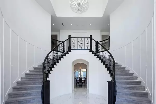 Surrey, BC V3W 6B1,14120 Sunridge PL