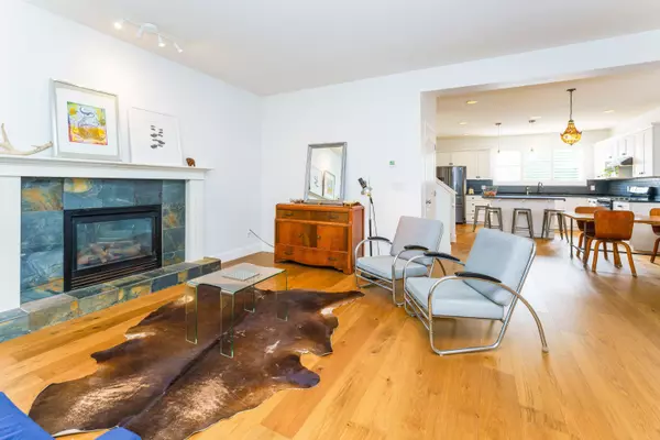 Maple Ridge, BC V2W 1Y1,24254 103 AVE