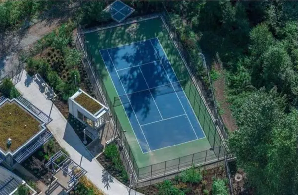 Surrey, BC V3T 0L3,13750 100 AVE #901