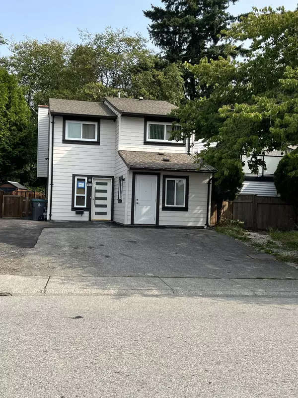 Surrey, BC V3W 7W4,7662 125 ST