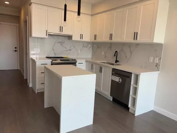 Maple Ridge, BC V2X 5Y6,12109 223 ST #422
