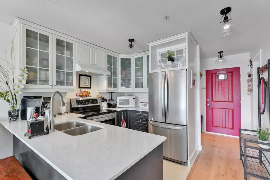 2342 Welcher AVE #307, Port Coquitlam, BC V3C 1X5