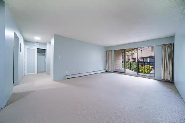 North Vancouver, BC V7J 3K9,1385 Draycott RD #320