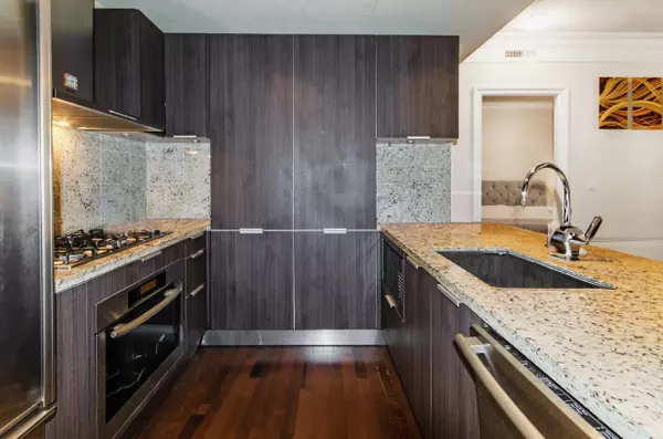 West Vancouver, BC V7T 0A2,540 Waters Edge CRES #103