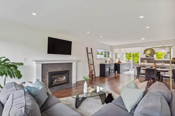 North Vancouver, BC V7R 1S7,935 Beaconsfield RD