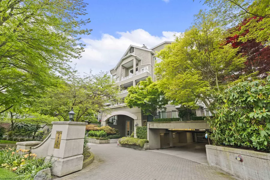 5888 Dover CRES #347, Richmond, BC V7C 5R9