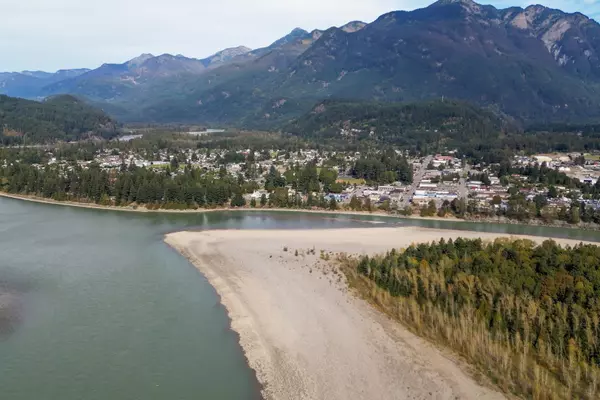 20808 Landstrom RD Hope, BC V0X 1L3