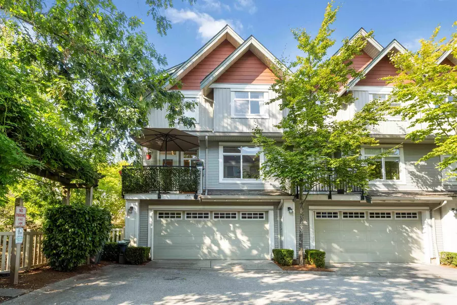 20120 68 AVE #8, Langley, BC V2Y 3E9