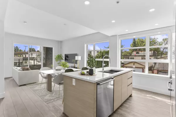 Burnaby, BC V5C 0P3,4788 Hastings ST #306