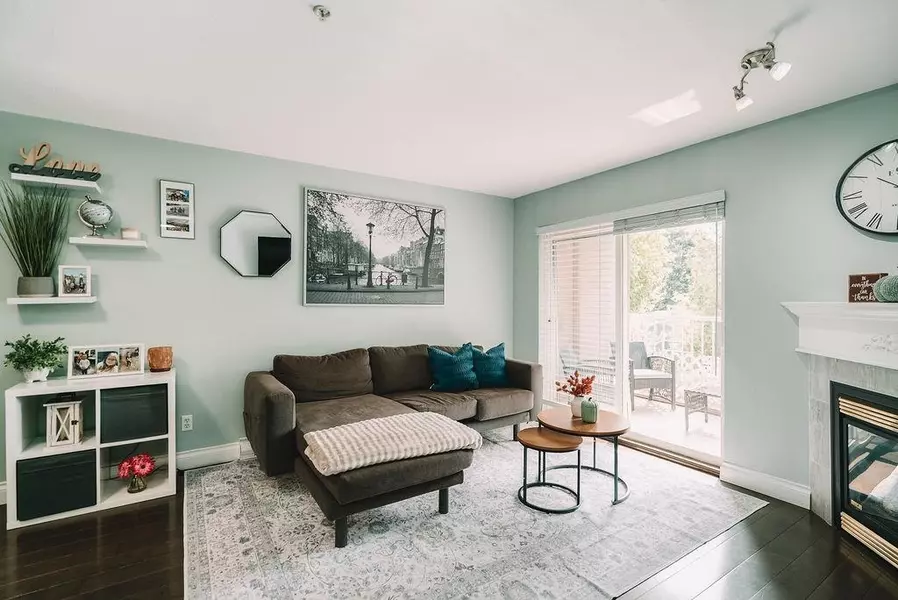 22230 North AVE #204, Maple Ridge, BC V2X 2L5