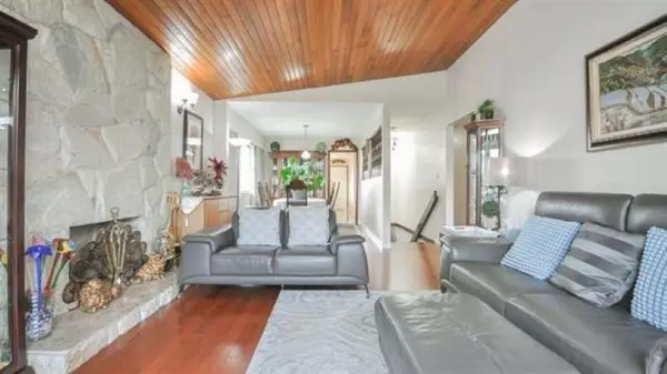 Vancouver, BC V5P 2Z2,6515 Lanark ST