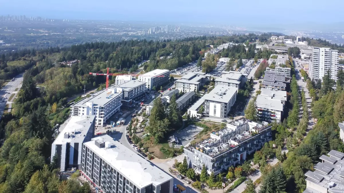 Burnaby, BC V5A 0G5,9580 Tower RD #209