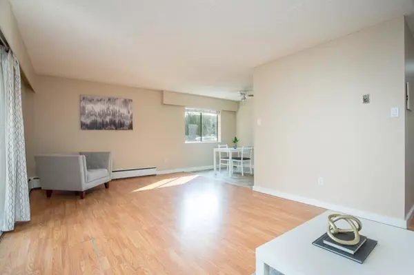 Abbotsford, BC V2S 5B6,1909 Salton RD #B209