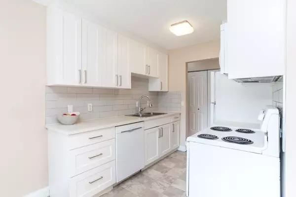 1909 Salton RD #B209, Abbotsford, BC V2S 5B6