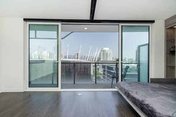 89 Nelson ST #2107 Vancouver, BC V6Z 0E7