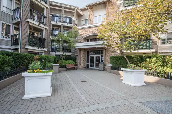 Langley, BC V1M 0B5,8915 202 ST #425