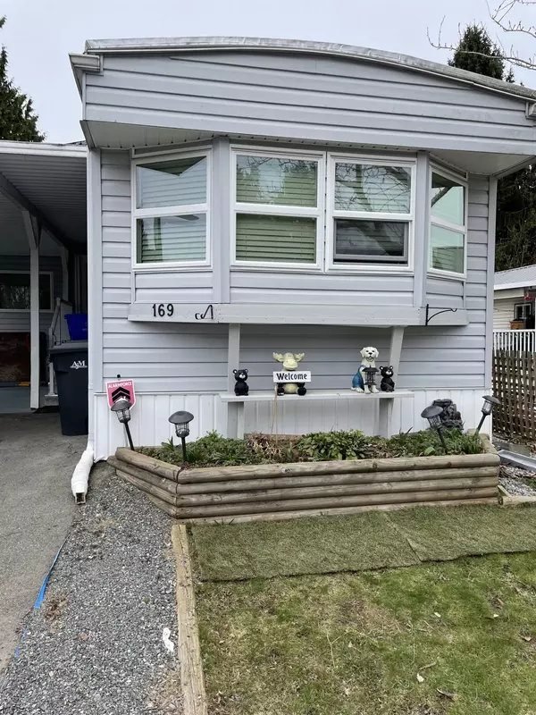 7790 King George BLVD #169, Surrey, BC V3W 5Y4