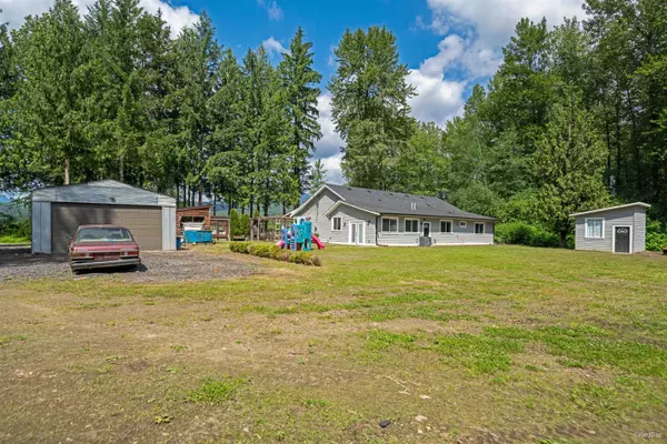 Maple Ridge, BC V4R 2P7,22288 136 AVE