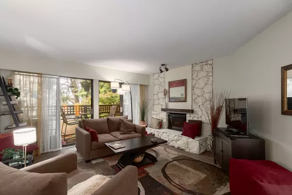 Vancouver, BC V6M 4H6,2320 W 40th AVE #218