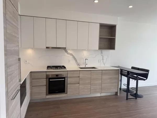Coquitlam, BC V3K 0G7,595 Austin AVE #2505