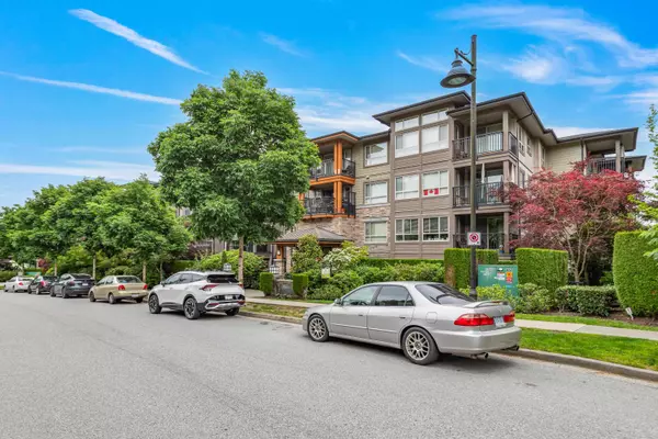 Coquitlam, BC V3E 0B7,3156 Dayanee Springs BLVD #305