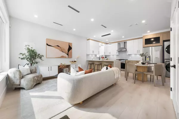 Vancouver, BC V5K 1G7,2741 Mcgill ST #1