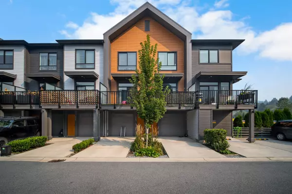 Squamish, BC V8B 1A8,1385 Marinaside PL