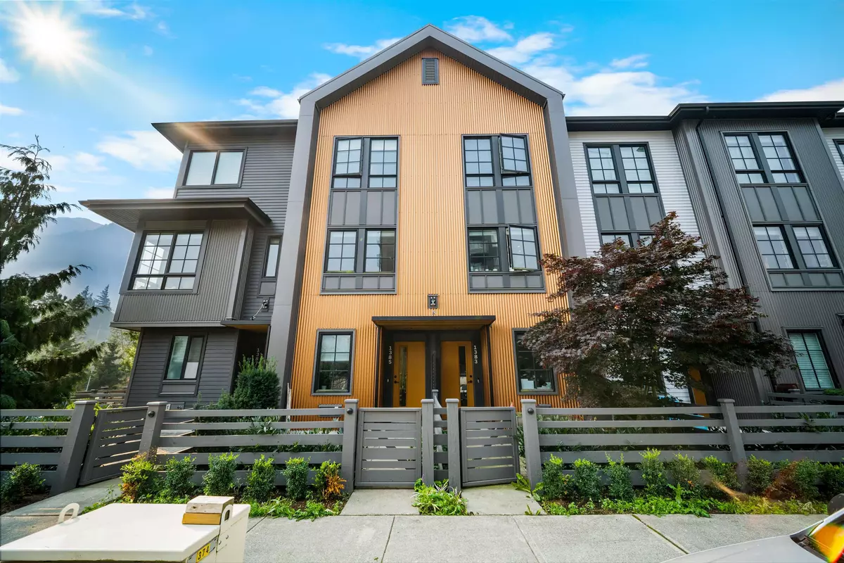 Squamish, BC V8B 1A8,1385 Marinaside PL