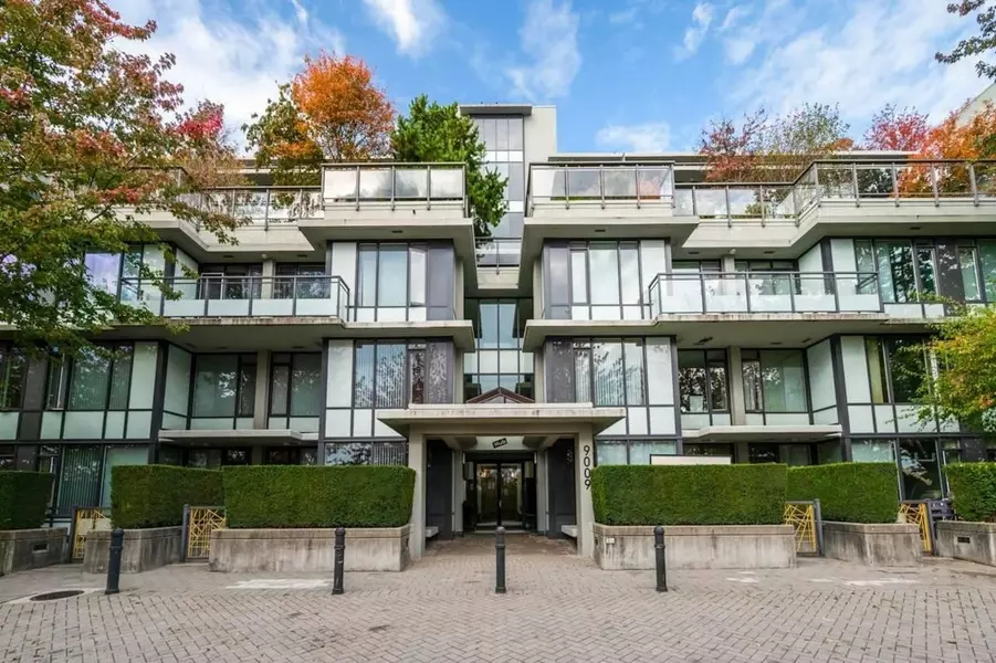 9009 Cornerstone Mews, Burnaby, BC V5A 0C1