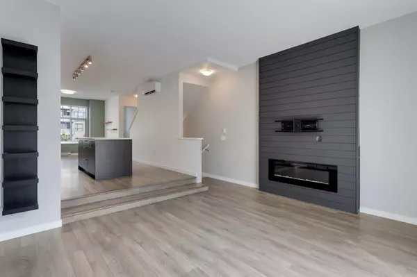 Surrey, BC V4N 6W8,15778 85 AVE #147