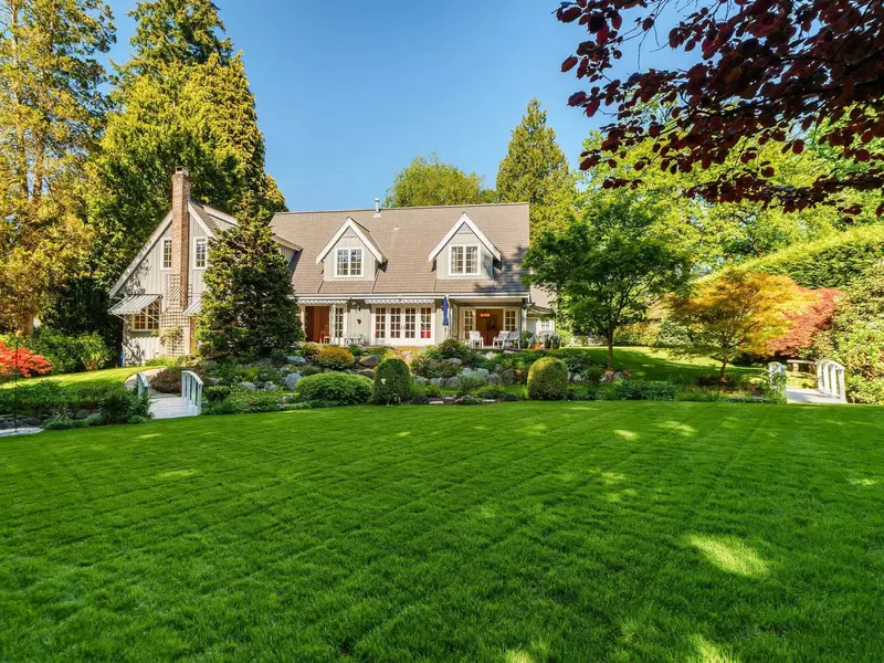 6065 Buckingham AVE, Burnaby, BC V5E 2A5